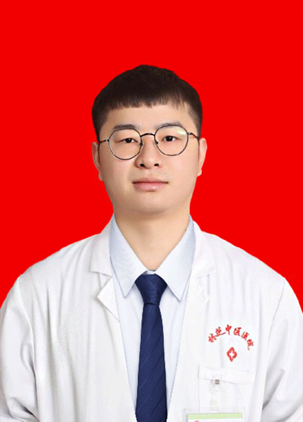 文云雪 